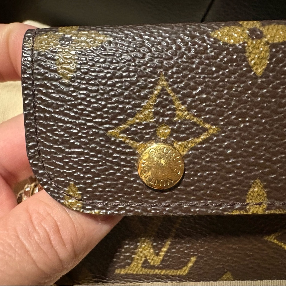 Lv key pouch - Picture 7 of 8